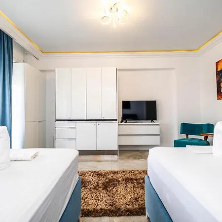 Deja Blue White Tower Lejlighed Mamaia